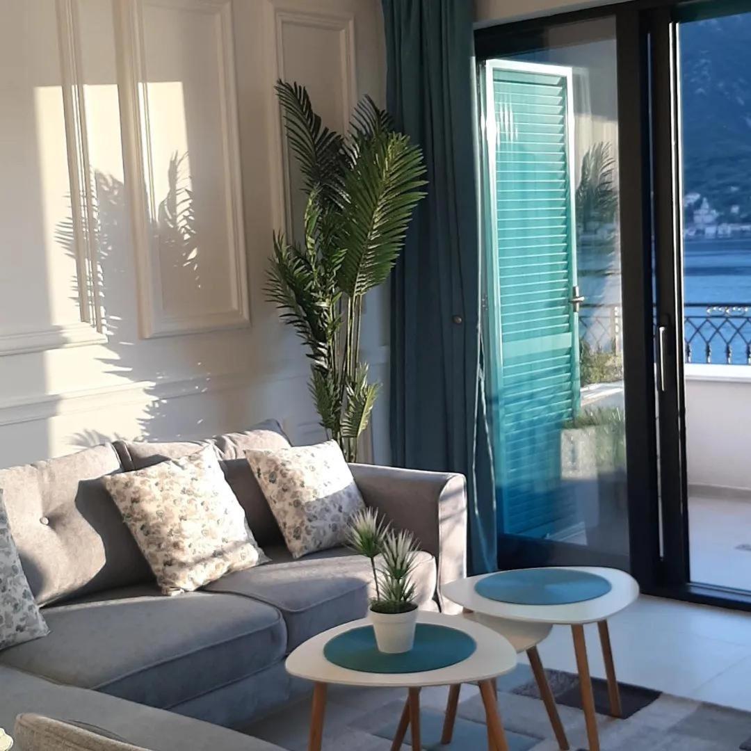 Apartments Boka Blue Dobrota Kotor Eksteriør billede
