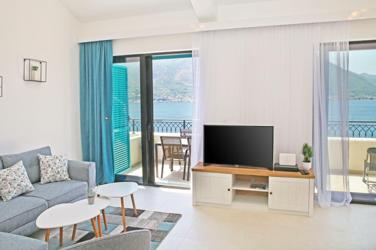 Apartments Boka Blue Dobrota Kotor Eksteriør billede