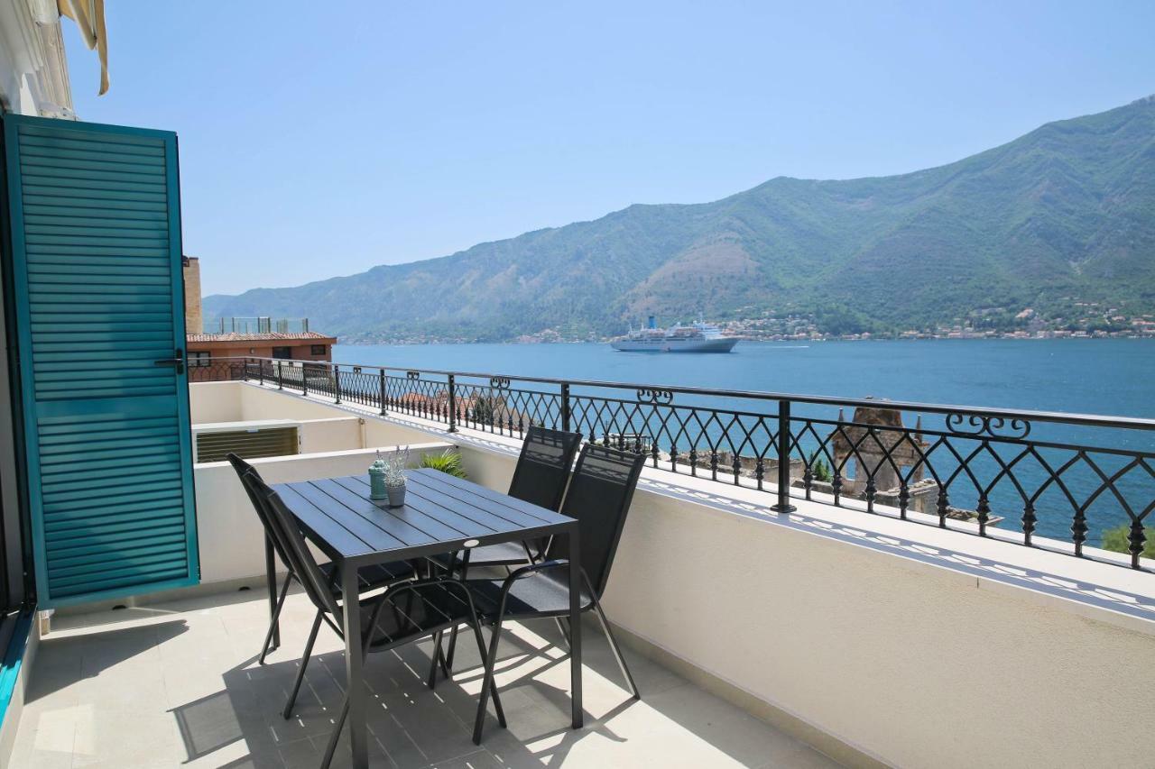 Apartments Boka Blue Dobrota Kotor Eksteriør billede